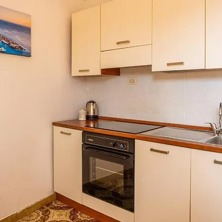 Middle Earth La Spezia